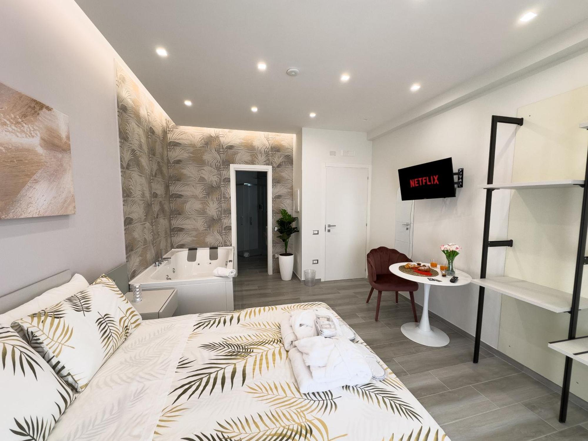 Al Civico3 Home & Suites 살레르노 외부 사진