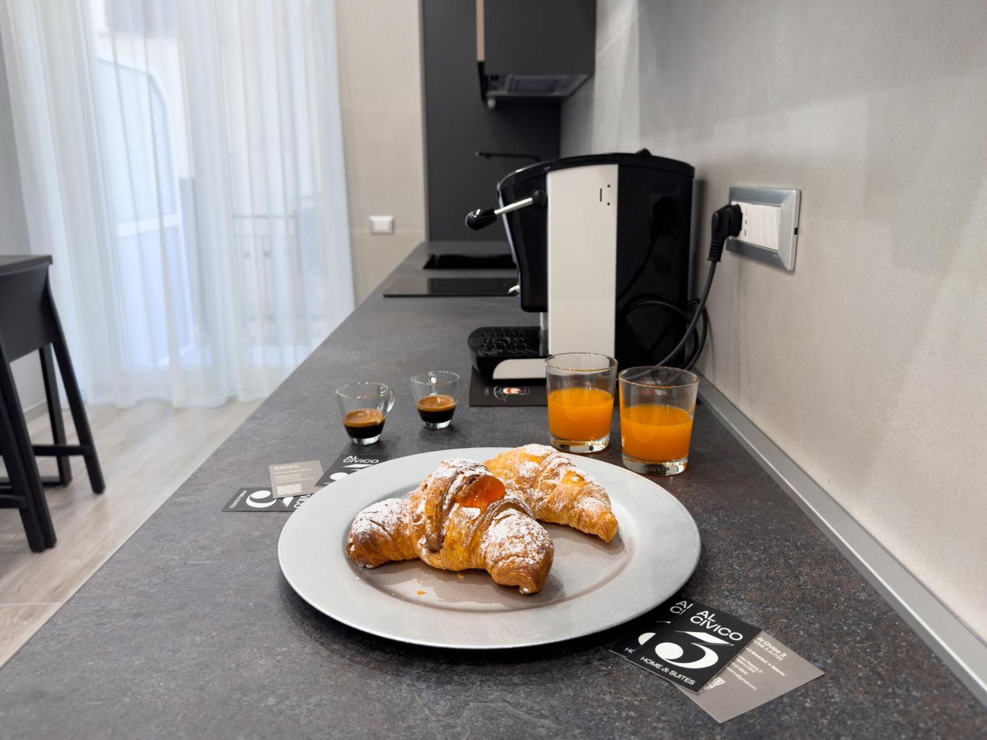 Al Civico3 Home & Suites 살레르노 외부 사진